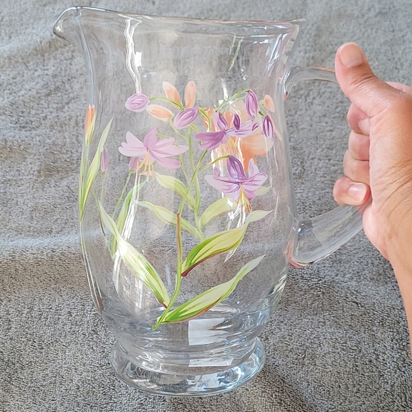 Beautiful Hand Painted Crystal Pitcher!!! - Picture 5 of 11
